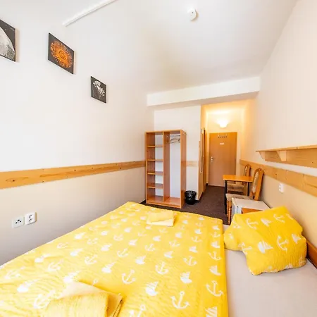 Zrcadlova Koza Guest house Turnov