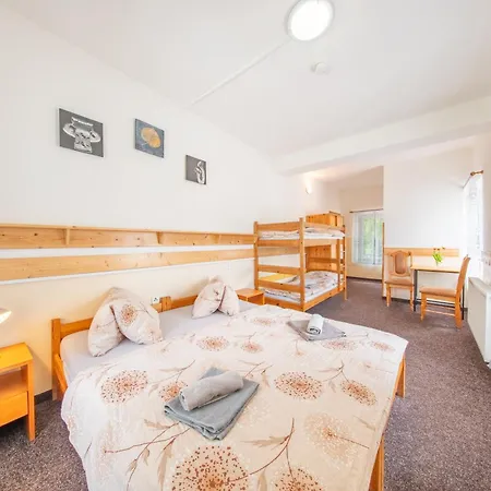 Zrcadlova Koza Guest house Turnov