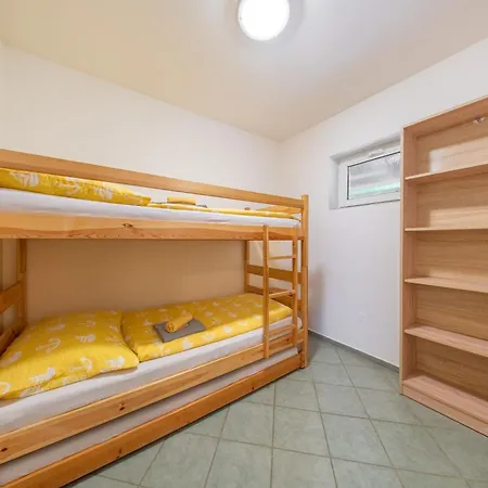 Zrcadlová Koza Penzion Turnov