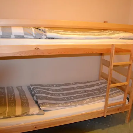 Guest house Zrcadlova Koza 3*