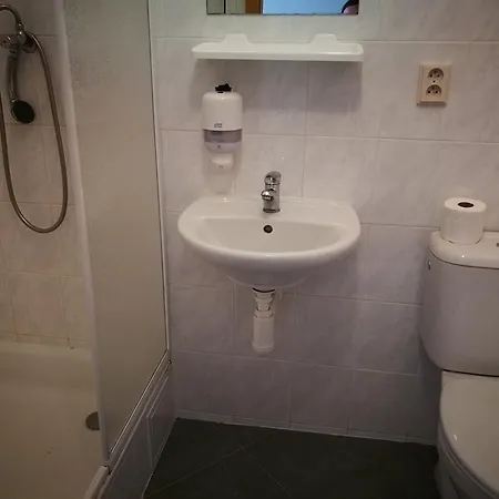 Zrcadlová Koza 3*